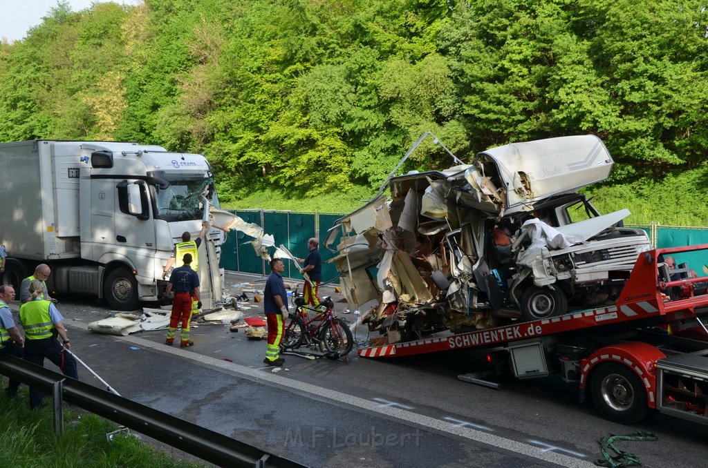 Wieder schwerer VU A 1 Rich Saarbruecken vorm AK Leverkusen P2178.JPG - Miklos Laubert